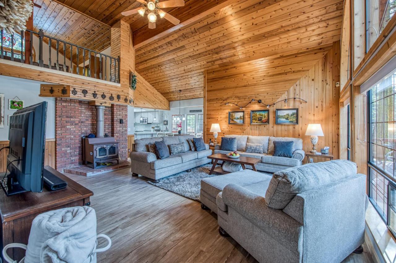 Apple Blossom Lodge Shaver Lake Eksteriør billede